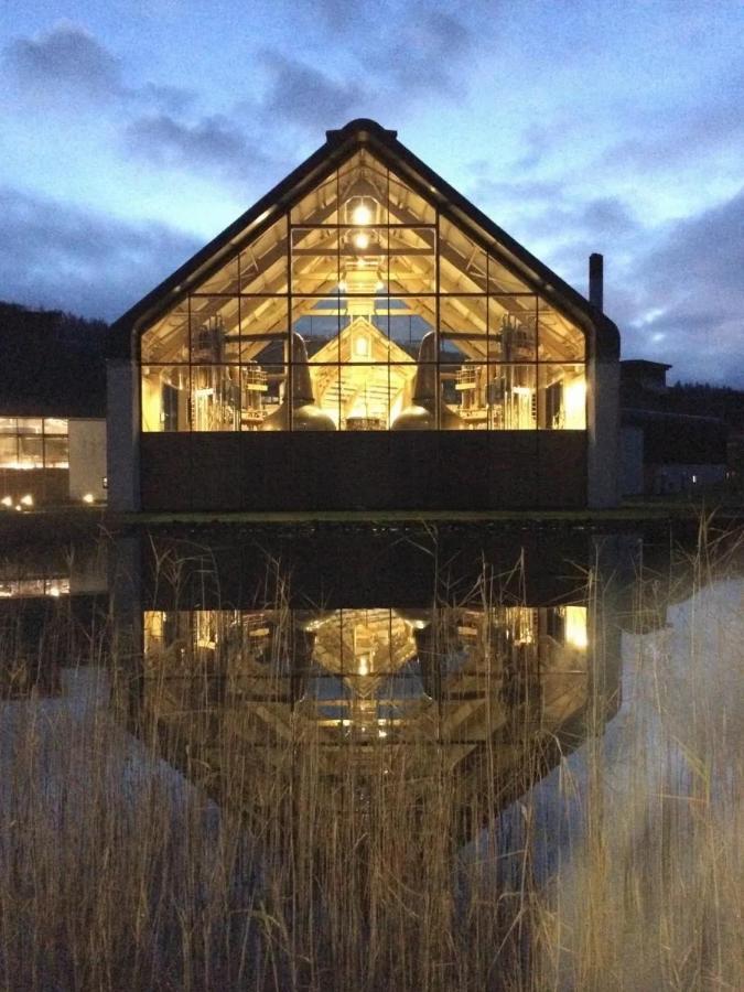 Dalmunach House Aberlour Bagian luar foto