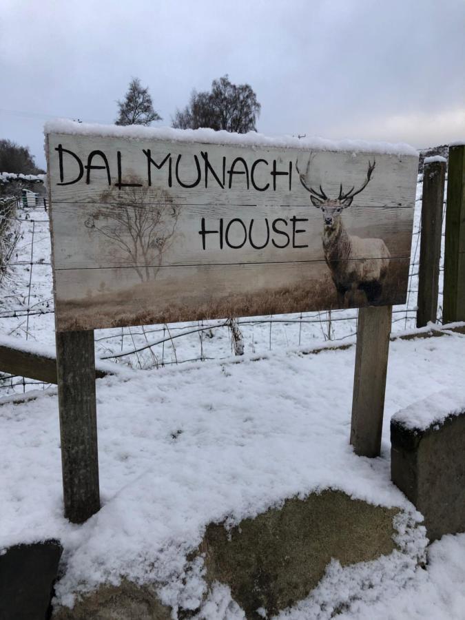 Dalmunach House Aberlour Bagian luar foto